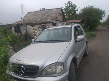 Авто Mercedes Ml Серия 2000 № 8633567
