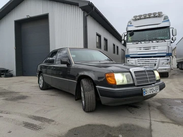 Авто Mercedes W124 1992 № 8633569