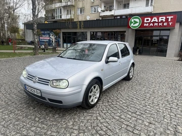 Авто Volkswagen Golf 1999 № 8634088