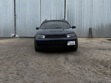 Авто Volkswagen Golf 2000 № 8634161
