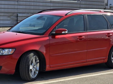 Авто Volvo V50 2008 № 8634746
