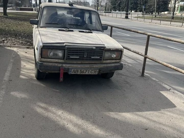 Авто ВАЗ 2107 1987 № 8634785