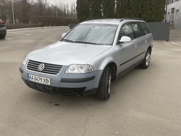 Авто Volkswagen Passat Variant 2004 № 8634812