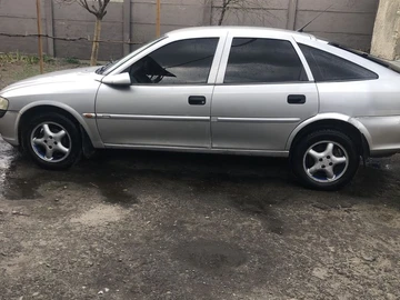 Авто Opel Vectra 1996 № 8634822