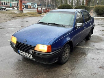 Авто Opel Kadett 1988 № 8634828