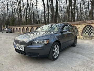 Авто Volvo V50 2005 № 8635002