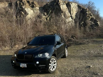 Авто BMW X5 2010 № 8635014