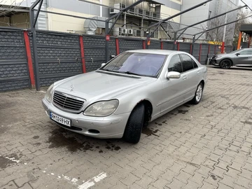 Авто Mercedes 220 2000 № 8635046