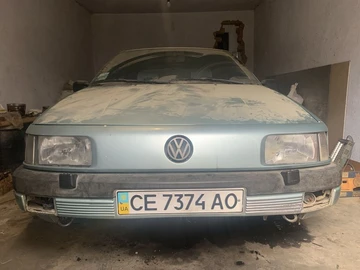 Авто Volkswagen Passat Sedan 1990 № 8635105