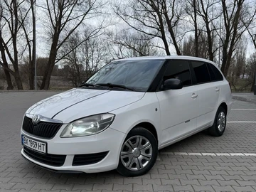 Авто Skoda Fabia 2012 № 8635122