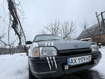 Авто Ford Canyon 1989 № 8635322