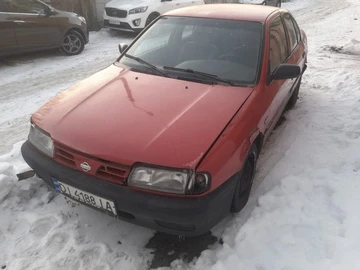 Авто Nissan Primera 1995 № 8635352
