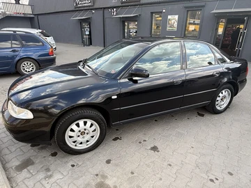 Авто Audi A4 1999 № 8635399