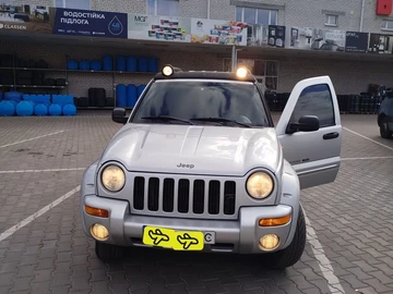 Авто Jeep Cherokee 2003 № 8635589