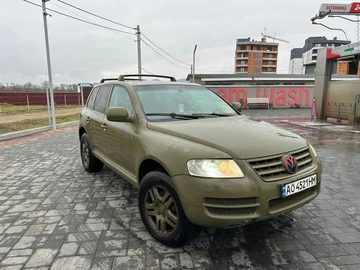 Авто Volkswagen Touareg 2004 № 8635594