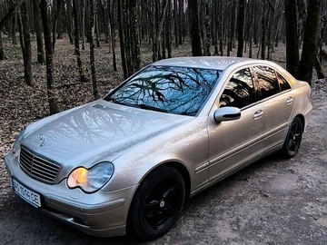 Авто Mercedes 220 2001 № 8635642