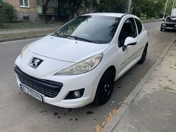 Авто Peugeot 207 2011 № 8635940