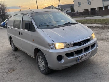 Авто Hyundai H200 2000 № 8635941