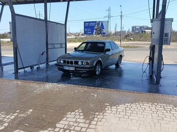 Авто BMW 5 Серия 1989 № 8635961