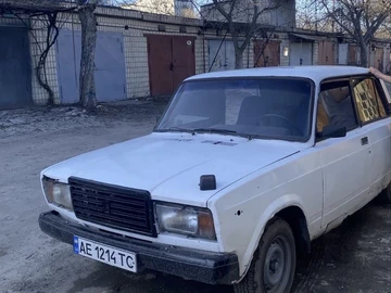 Авто ВАЗ 2107 2003 № 8636000
