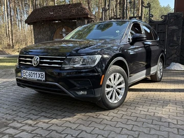 Авто Volkswagen Tiguan 2018 № 8636006
