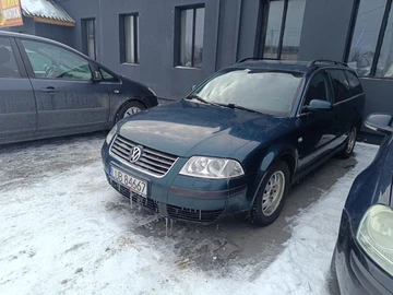 Авто Volkswagen Passat Variant 2002 № 8636016