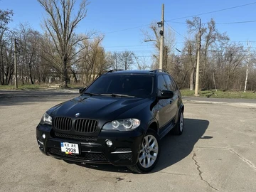 Авто BMW X5 2010 № 8636021