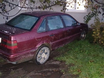 Авто Volkswagen Passat Sedan 1992 № 8636028