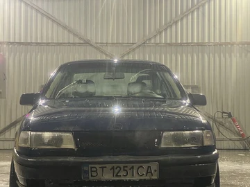 Авто Opel Vectra 1992 № 8636080