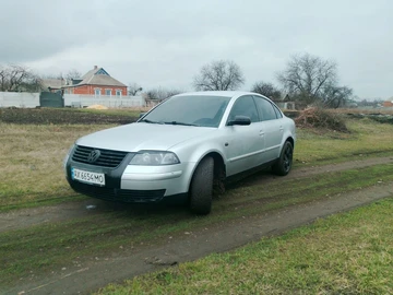 Авто Volkswagen Passat Sedan 2001 № 8636081