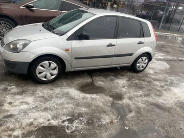 Авто Ford Fiesta 2005 № 8636249