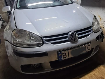 Авто Volkswagen Golf 2004 № 8636478