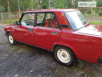 Авто ВАЗ 2105 1992 № 8636612