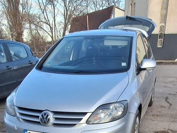 Авто Volkswagen Golf Plus 2006 № 8636679