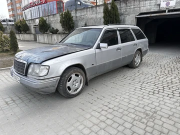 Авто Mercedes E Серия 1995 № 8636789
