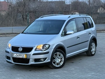 Авто Volkswagen Touran 2009 № 8636799