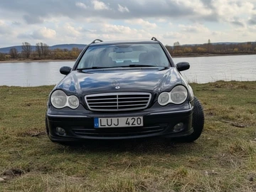 Авто Mercedes C Серия 2004 № 8636841