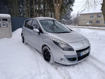 Авто Renault 5 2011 № 8637012