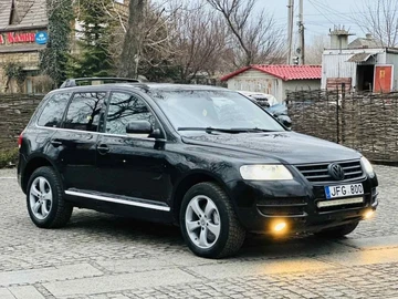 Авто Volkswagen Touareg 2005 № 8637078
