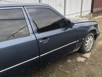 Авто Mercedes E Серия 1989 № 8637274