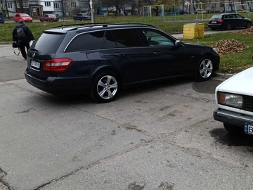 Авто Mercedes E Серия 2010 № 8637307