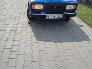 Авто ВАЗ 2107 1984 № 8637347
