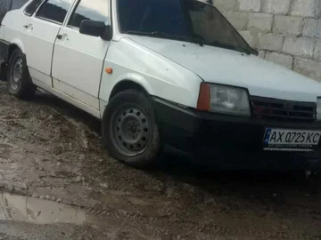 Авто ВАЗ 21099 1999 № 8637556