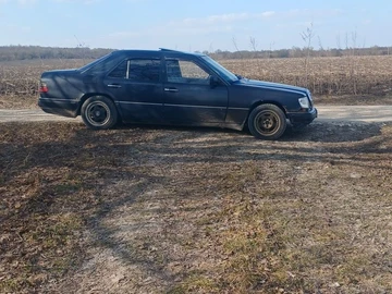 Авто Mercedes 230 1992 № 8637590