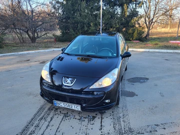 Авто Peugeot 206 2011 № 8637609