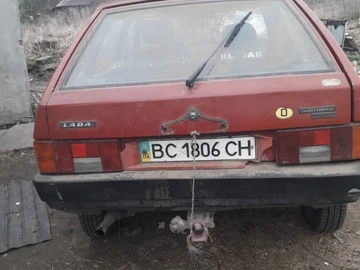 Авто ВАЗ 2109 1992 № 8637636