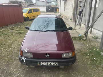 Авто Volkswagen Passat Sedan 1988 № 8637841