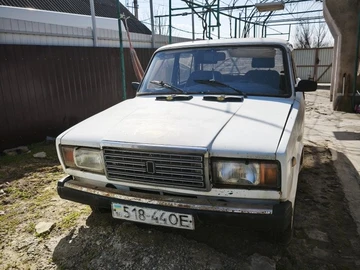 Авто ВАЗ 2107 1987 № 8637909