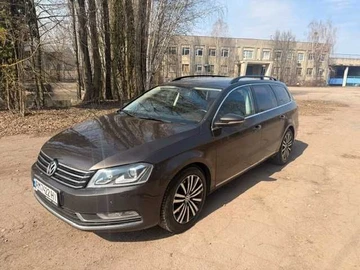 Авто Volkswagen Passat Variant 2012 № 8637951