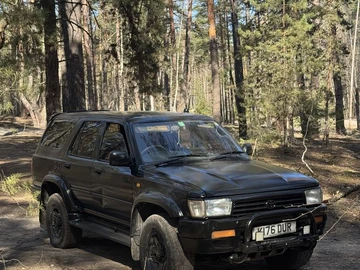 Авто Toyota Hilux Surf 2000 № 8637962
